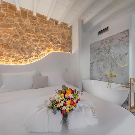 Hotell Legendary 4*