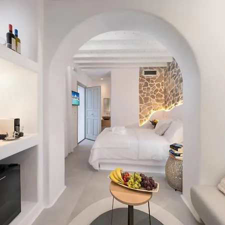 Legendary Hotel 3*