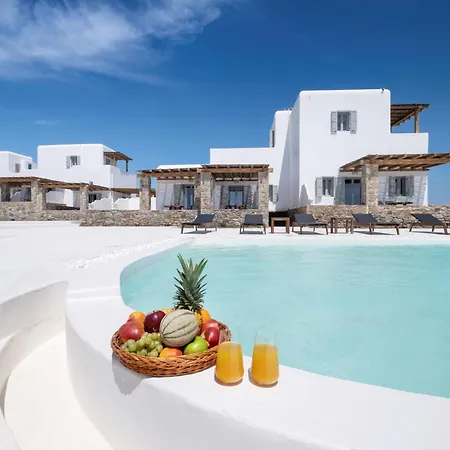 Legendary Hotel 3*
