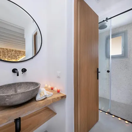 Legendary Hotel 3*
